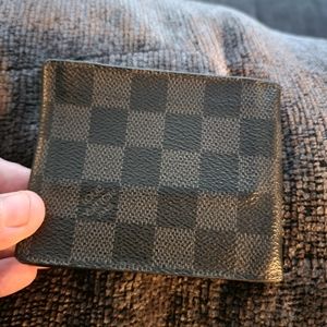 LV wallet men